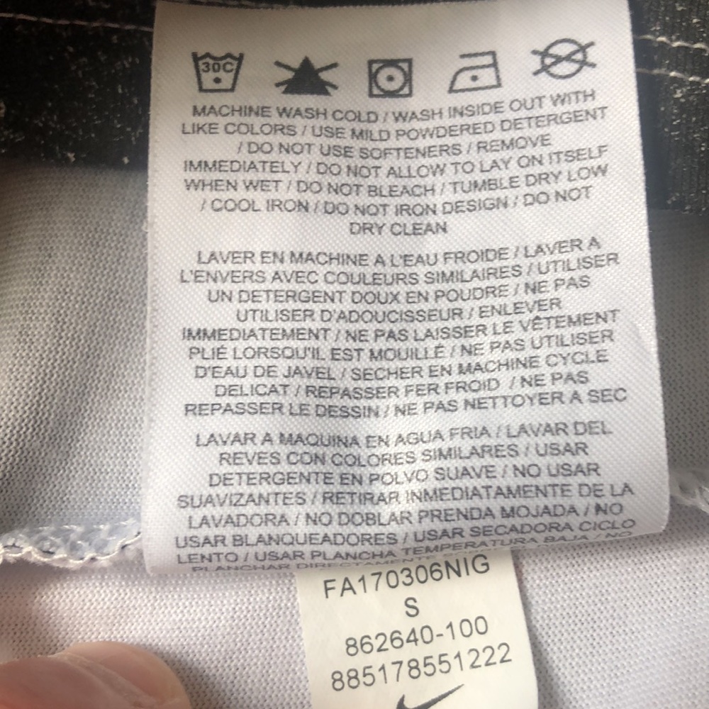 Nike Dri-Fit football tee - Picture 7 of 8
